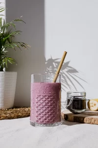 imágen de smoothie con acai cremoso para Recetas caseras para hacer smoothies con açaí congelado